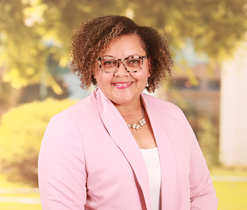 https://www.daytonastate.edu/faculty-and-staff/employee-directory/images/lakisha.holmes.jpg