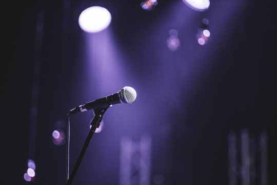 DSC Connecting Through Song – True Colors