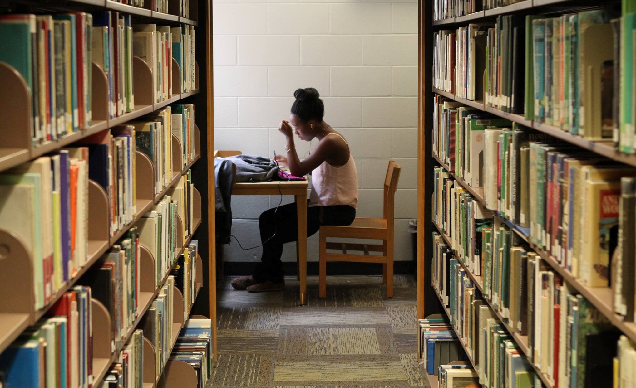 Library; DSC librarians fighting fake news with “CRAAP”